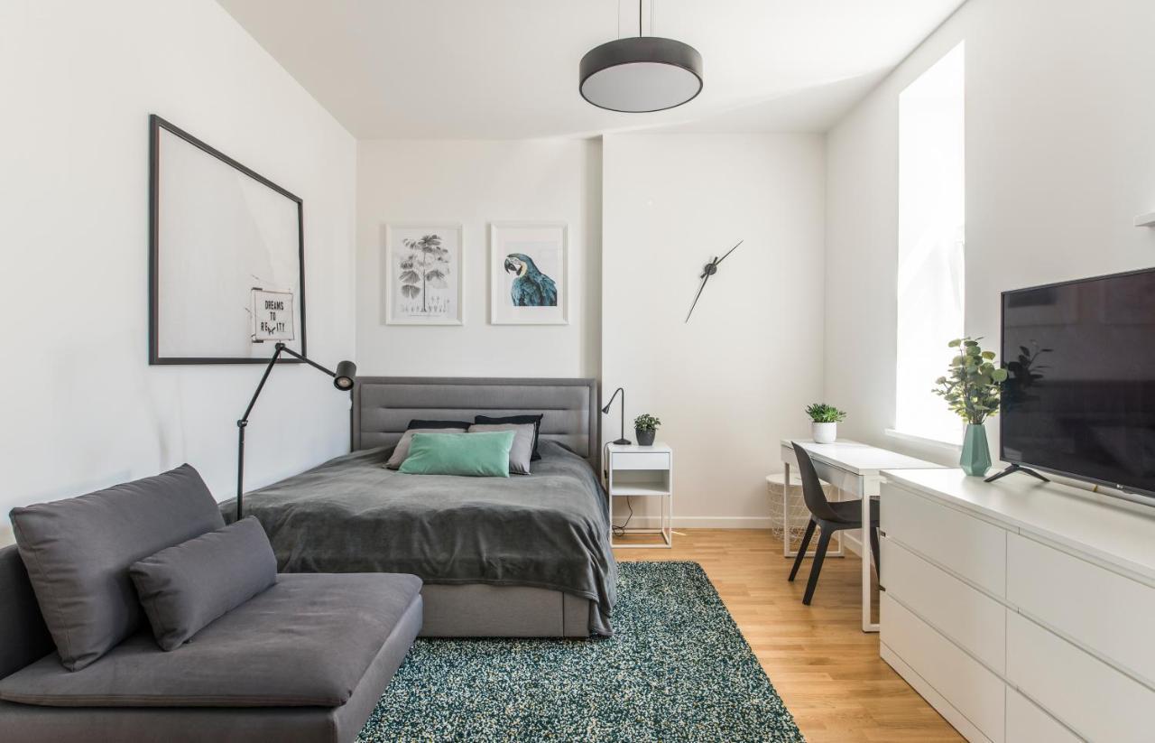 Cozy Modern Studio - Great For Short Trips Riga Exterior foto